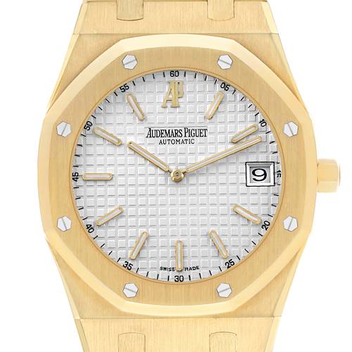 The image shows a frontal view of an Audemars Piguet Royal Oak 15202BA.OO.0944BA.01 Men's Yellow Gold White Dial watch, highlighting the octagonal bezel, dial, and date window.